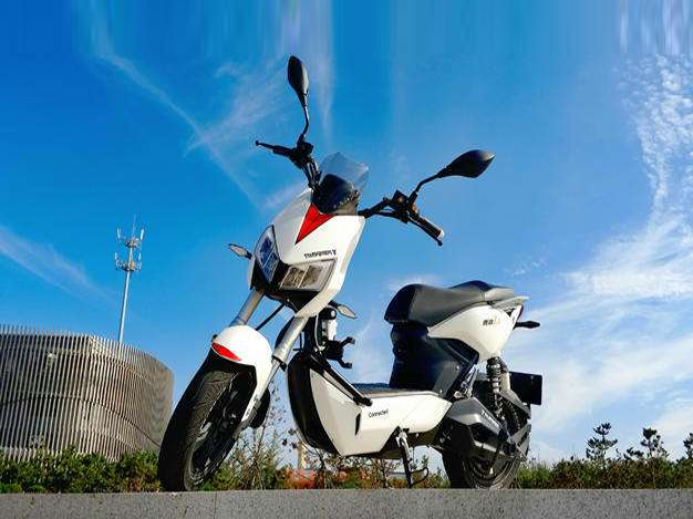 雅迪電動(dòng)車成功定制信恒輝電動(dòng)車腳踏板